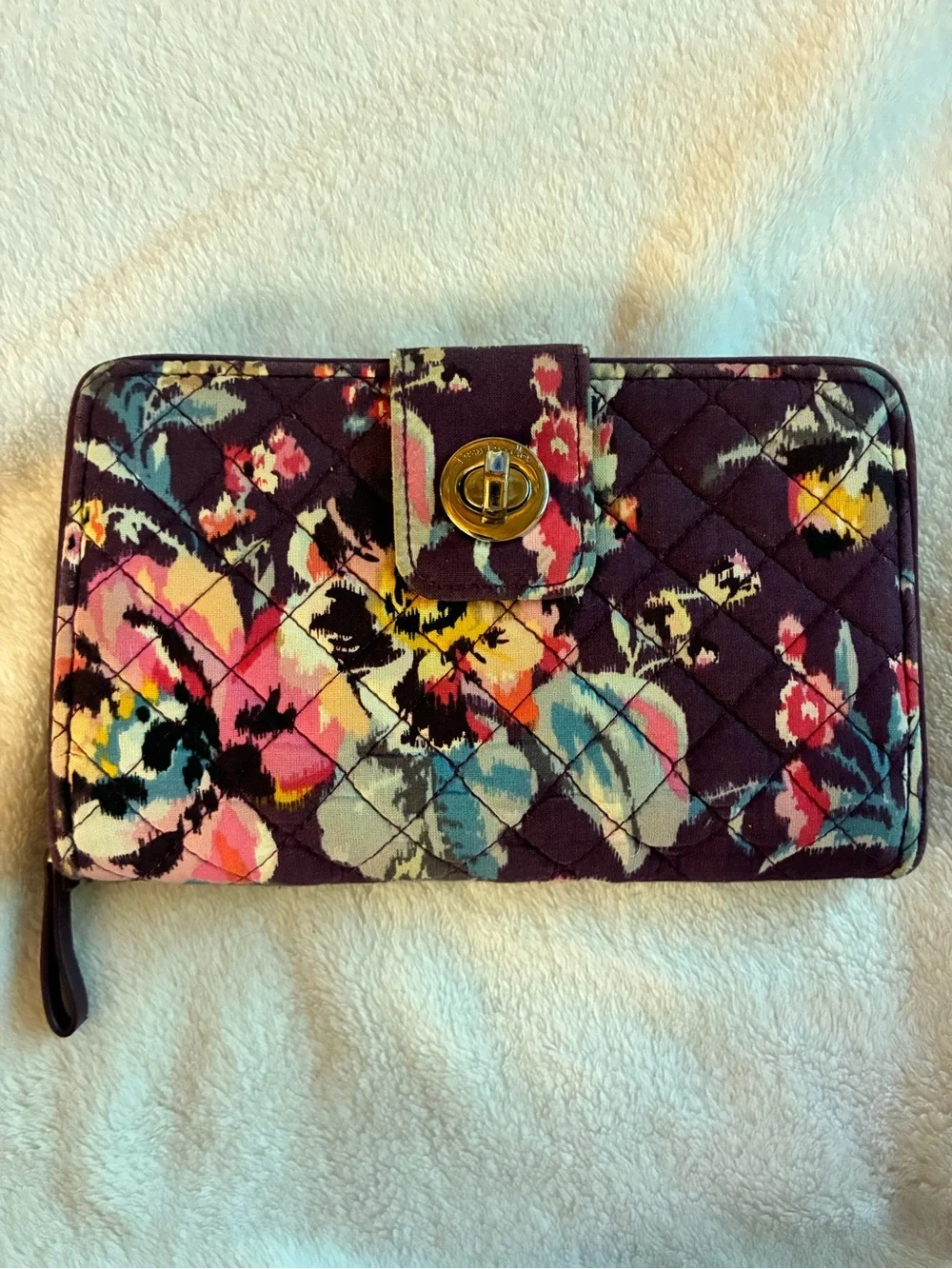 Vera Bradley Purple Floral Kiss Lock Zip Around Wristlet